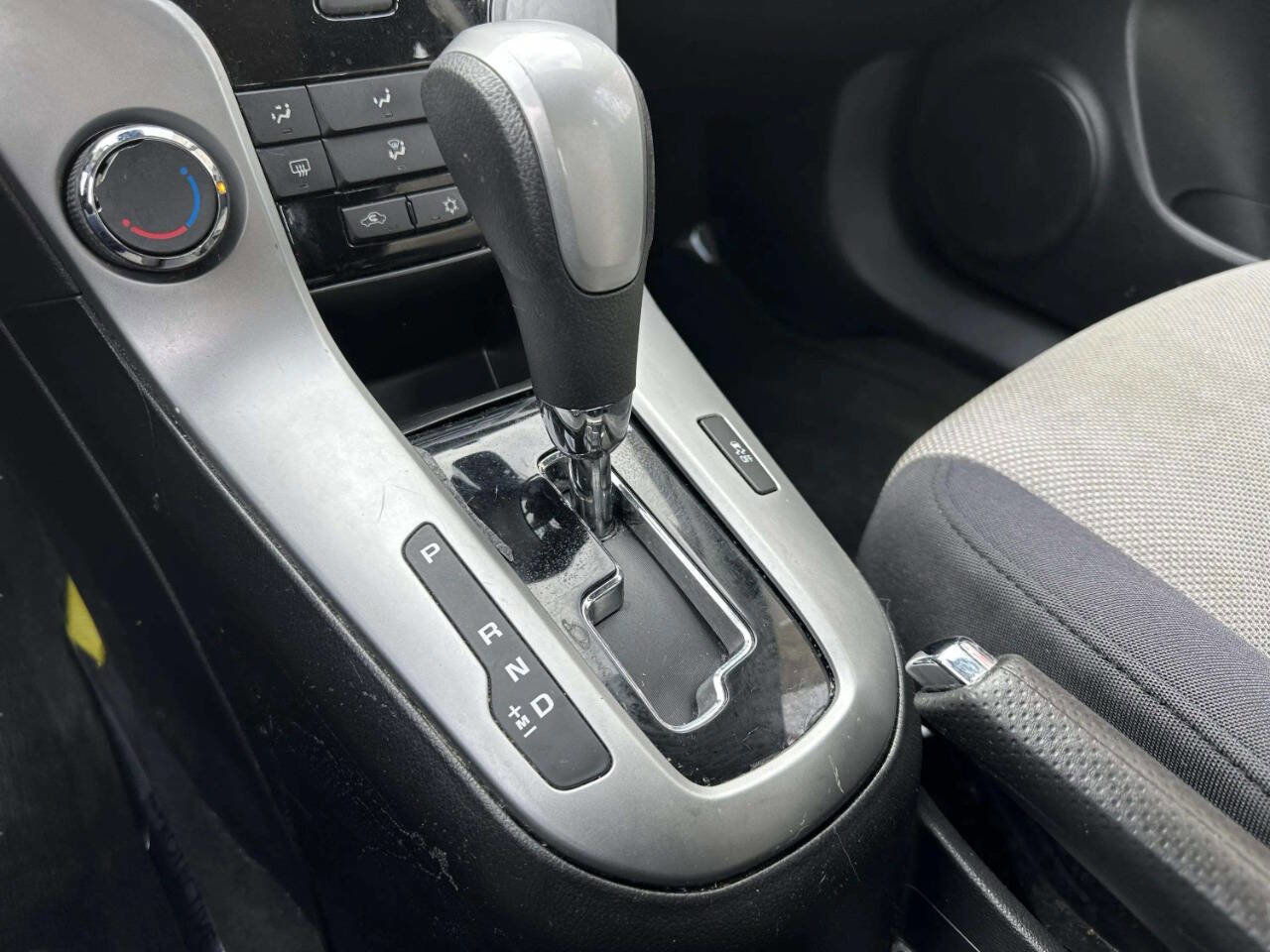 Used 2012 Chevrolet Cruze LS w/ Connectivity Package image 28