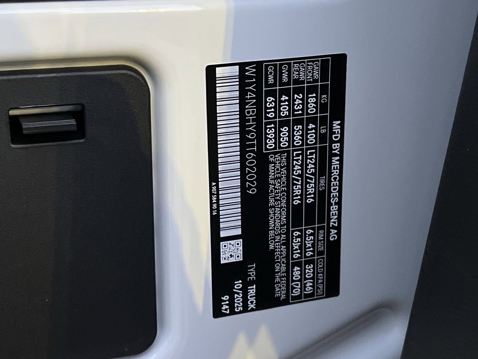 New 2026 Mercedes-Benz Sprinter 144 Cargo image 35