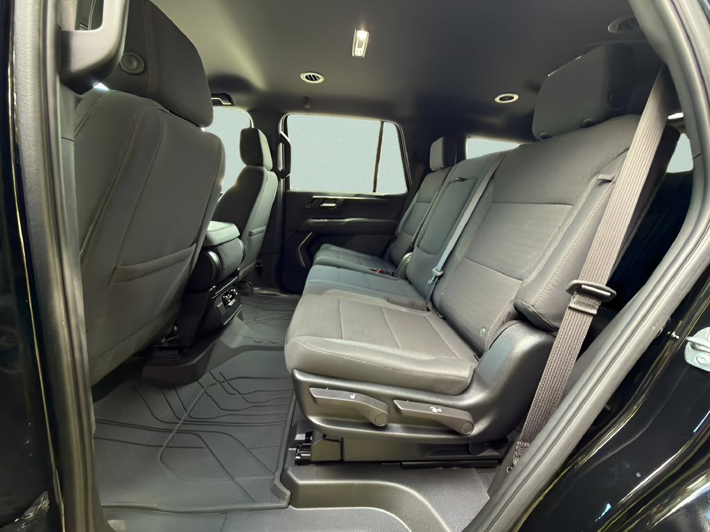 Used 2025 Chevrolet Tahoe LS AWD/4WD image 21