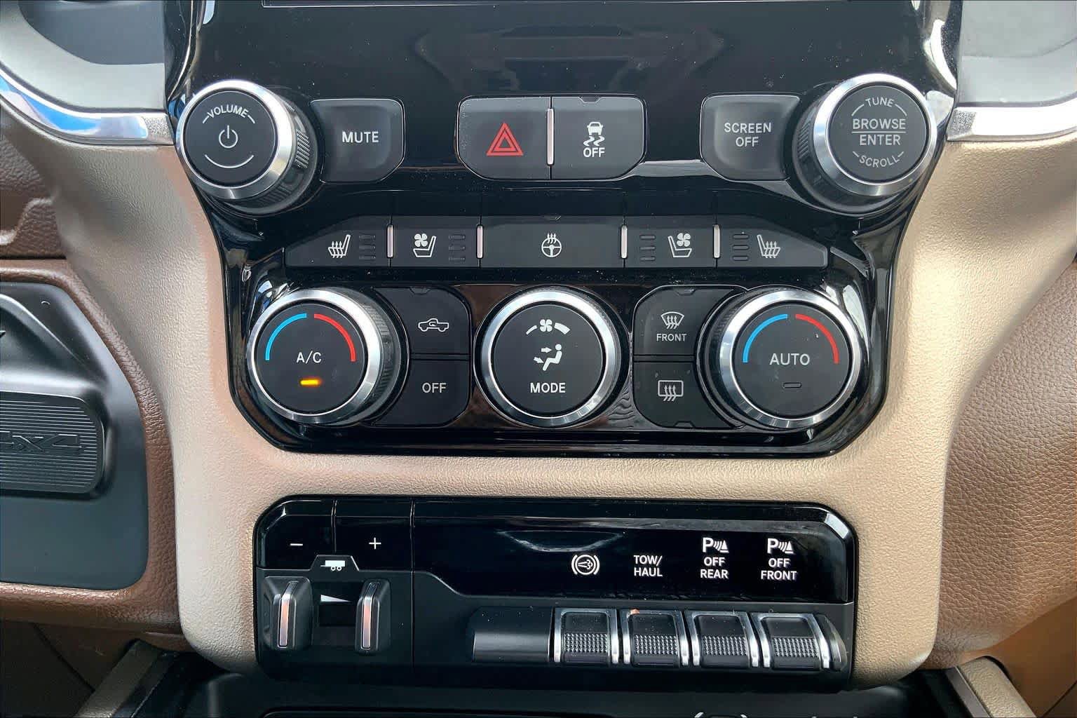 Used 2019 RAM 2500 Laramie image 35