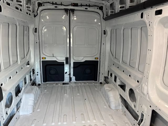 Used 2025 Ford Transit 250 148 High Roof RWD image 29