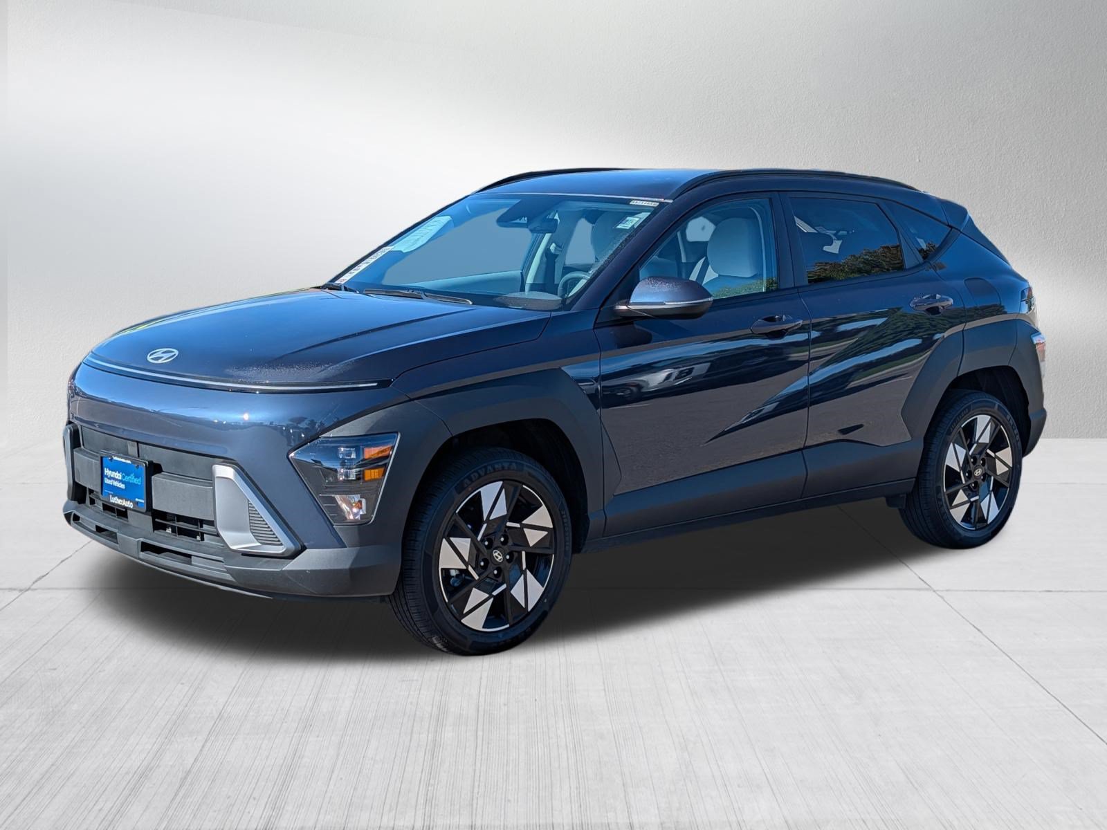 Certified 2024 Hyundai Kona SEL w/ Convenience Package AWD/4WD image 3