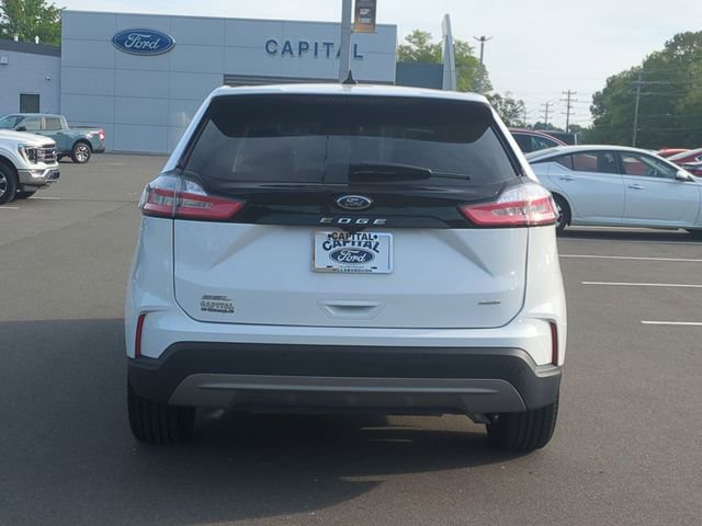 Used 2024 Ford Edge SEL AWD/4WD image 12