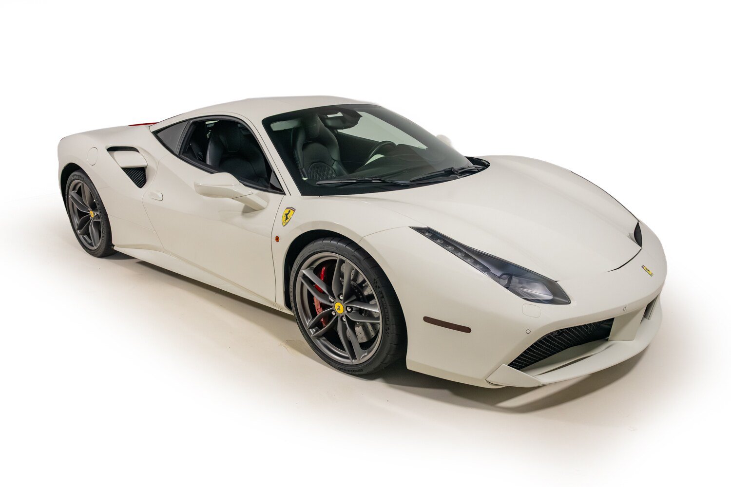 Used 2017 Ferrari 488 GTB RWD image 9