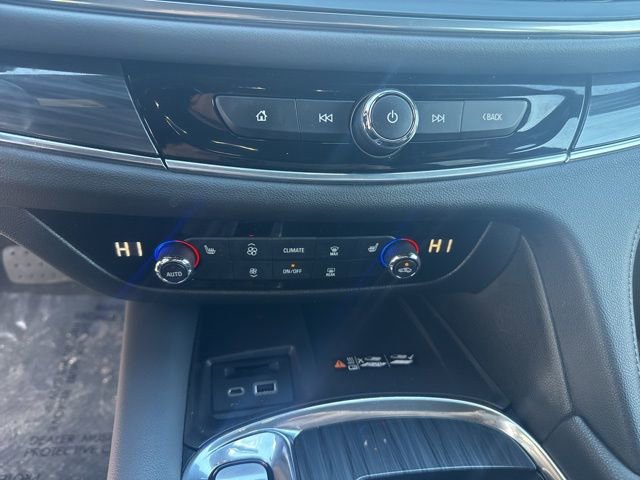 Used 2023 Buick Enclave Essence w/ Experience Buick Package image 24