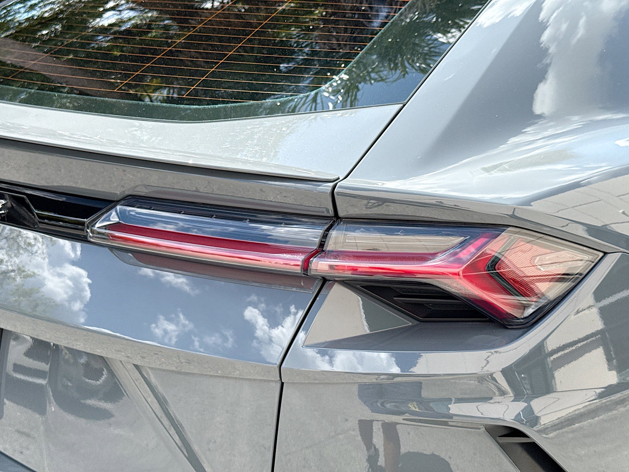 Used 2021 Lamborghini Urus image 25