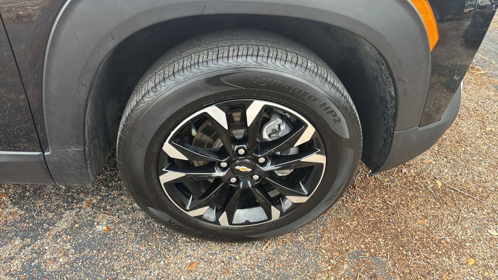 Used 2023 Chevrolet TrailBlazer LT w/ Convenience Package AWD/4WD image 21