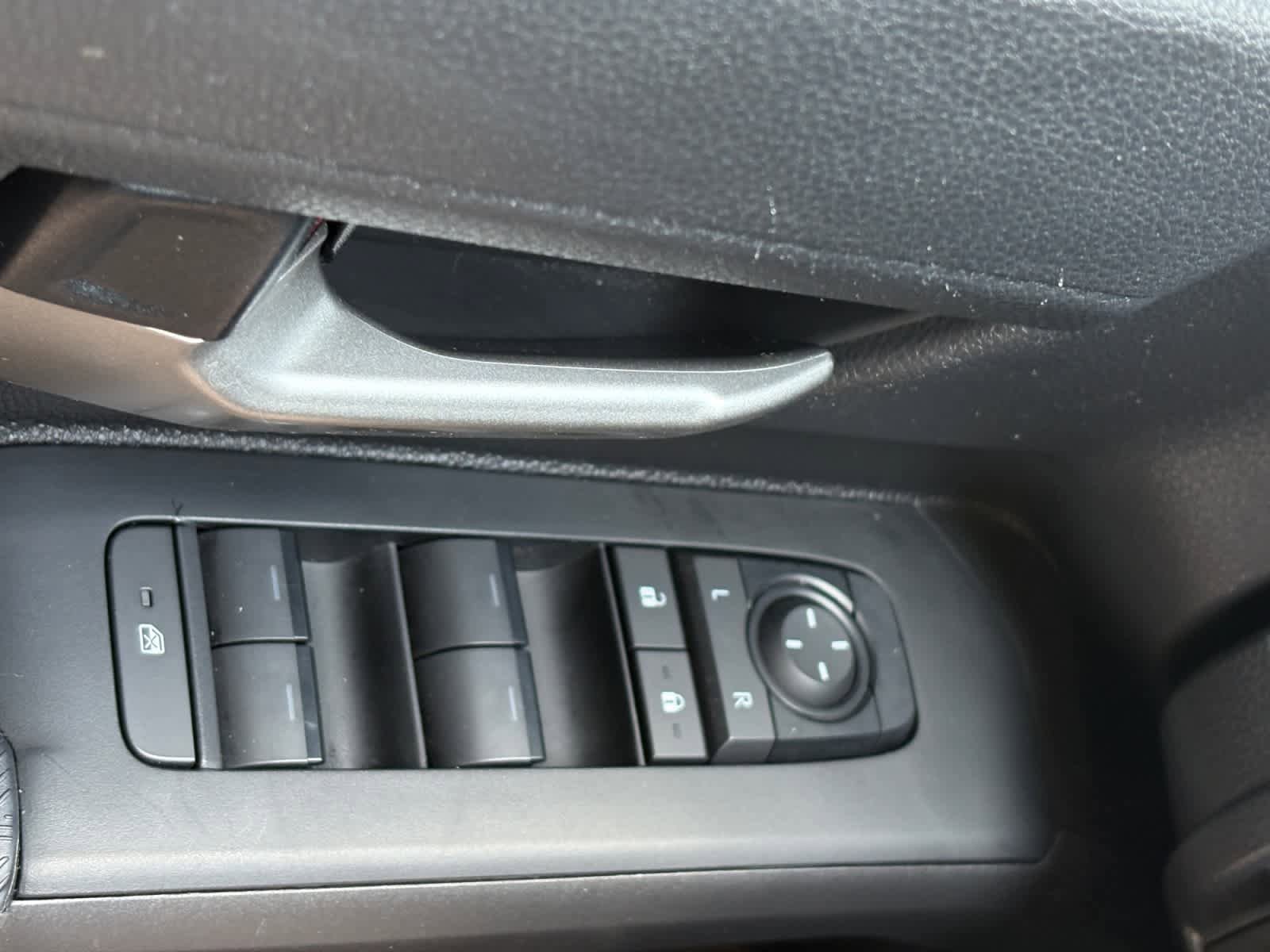 Used 2024 Toyota Tacoma TRD Sport AWD/4WD image 15
