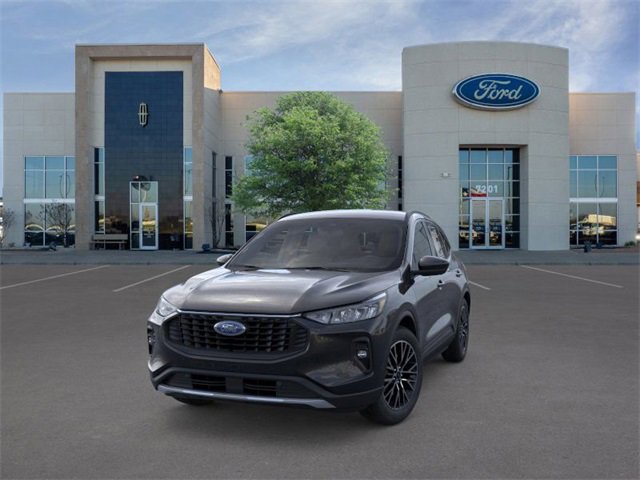 New 2025 Ford Escape SE w/ Class II Trailer Tow Package image 2