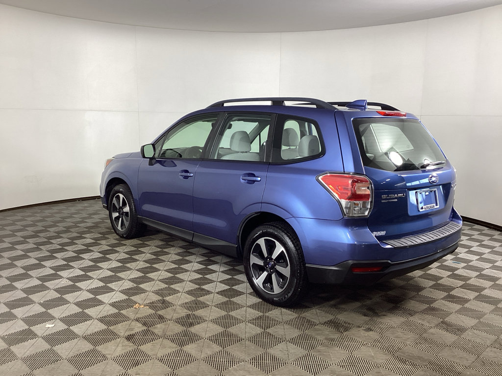 Used 2017 Subaru Forester 2.5i w/ Alloy Wheel Package AWD/4WD image 4