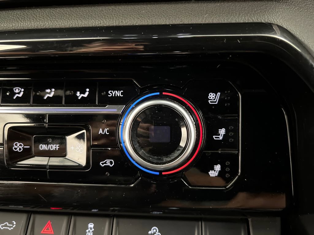 Used 2025 GMC Sierra 1500 AT4 AWD/4WD image 50