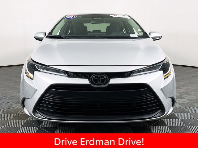 Certified 2024 Toyota Corolla LE FWD image 2