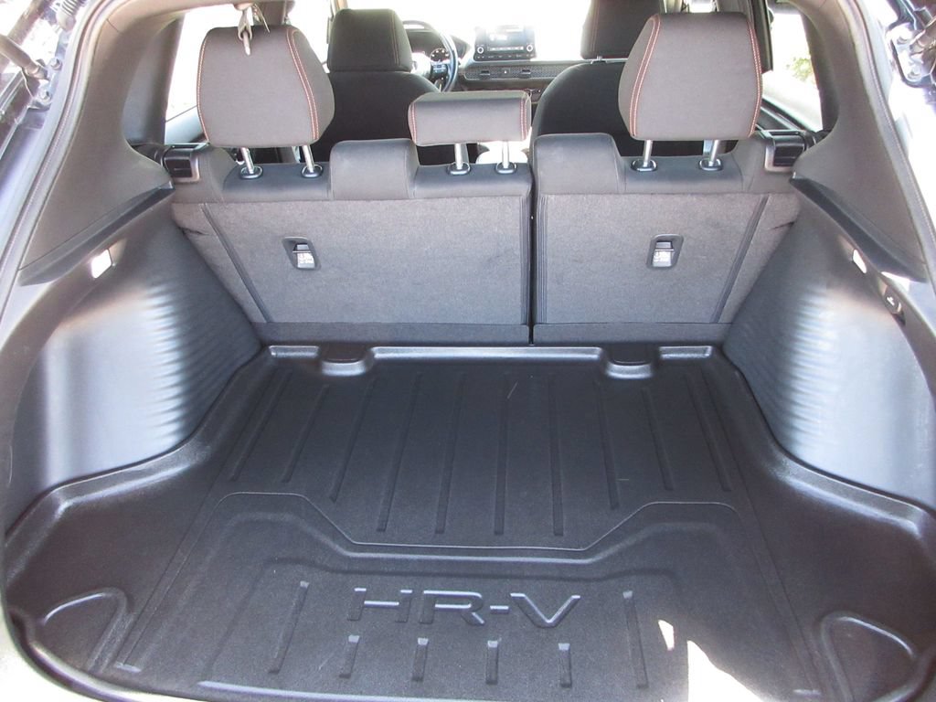Used 2023 Honda HR-V Sport image 27