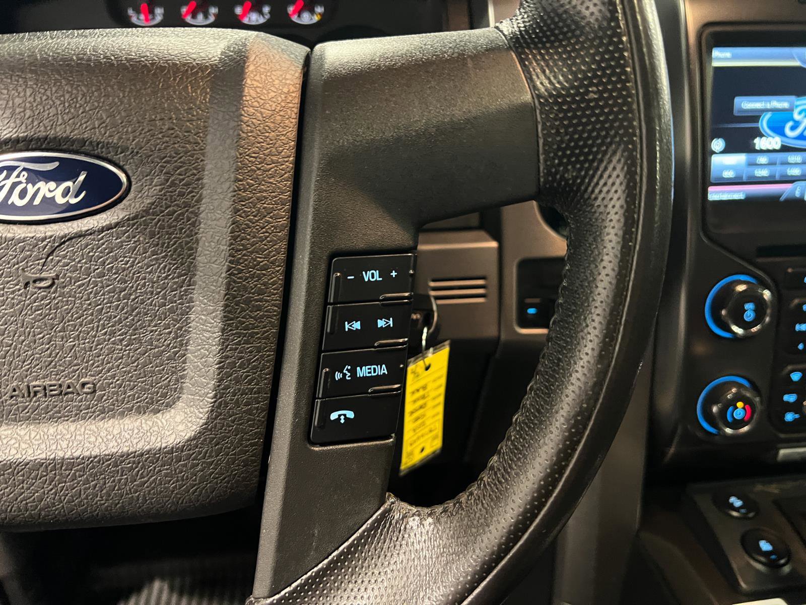 Used 2014 Ford F150 Raptor w/ Equipment Group 801A Luxury AWD/4WD image 15