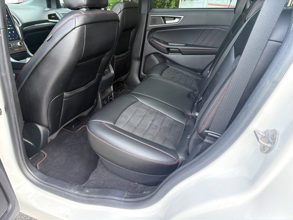 Used 2021 Ford Edge ST-Line FWD image 21