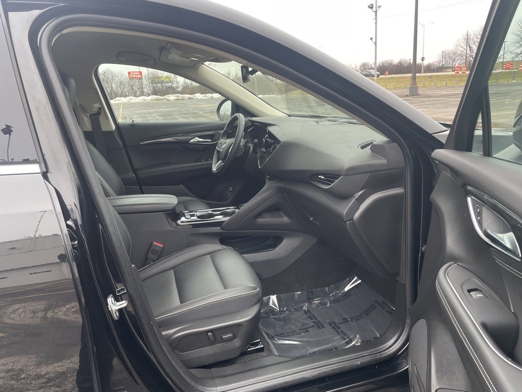 Used 2023 Buick Envision Essence image 10
