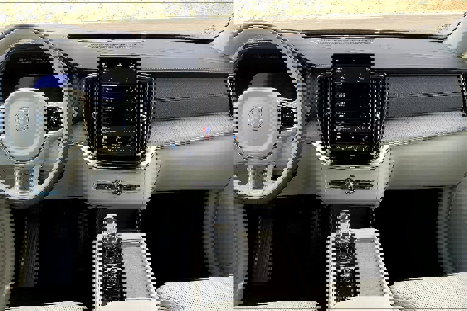 New 2026 Volvo XC90 B6 Ultra w/ Protection Package image 9