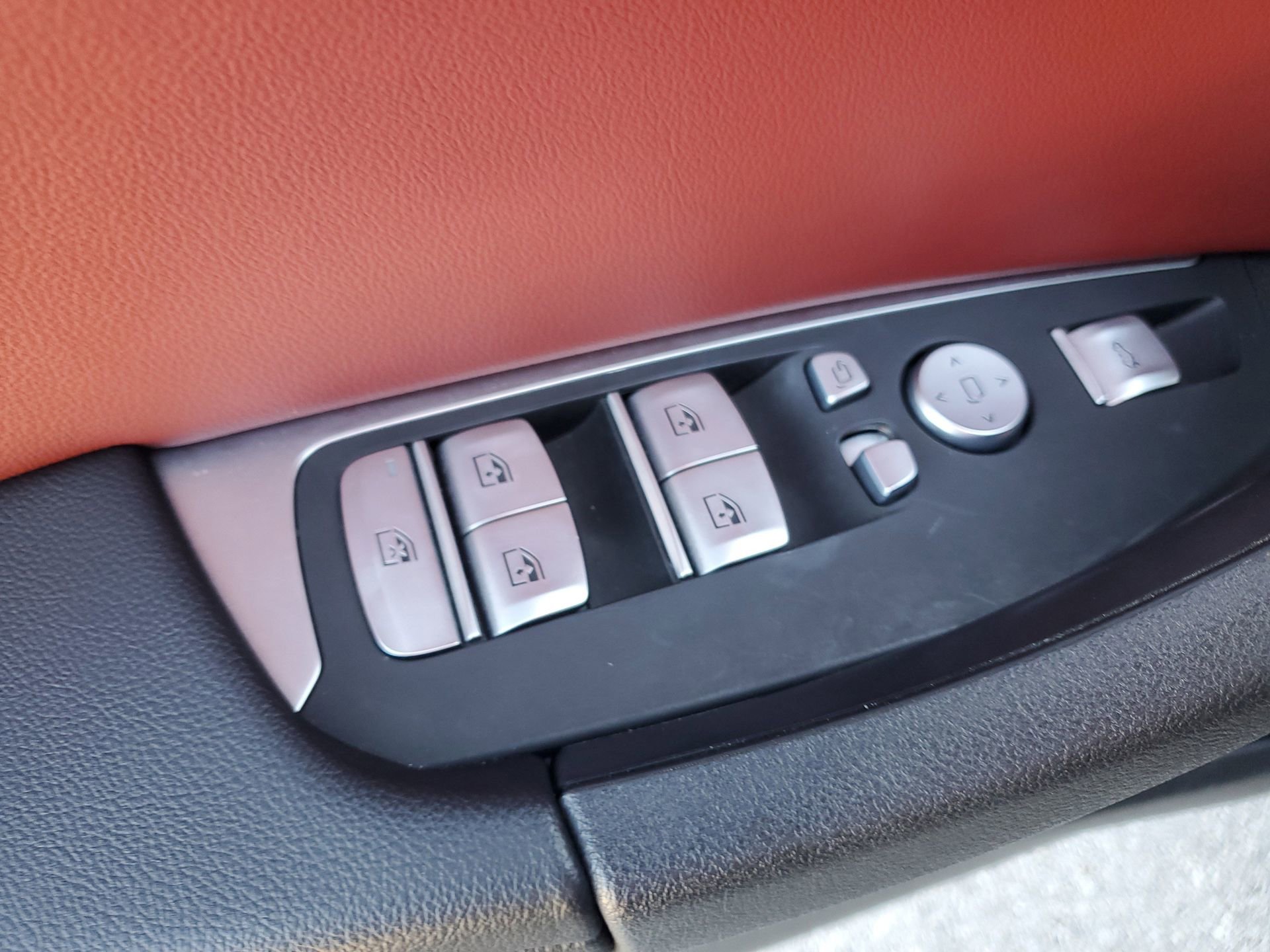 Used 2022 BMW X3 xDrive30i w/ M Sport Package 2 image 19