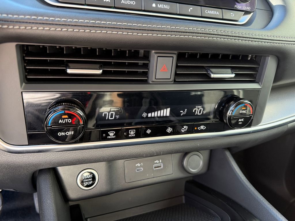 Used 2023 Nissan Rogue SV AWD/4WD image 19