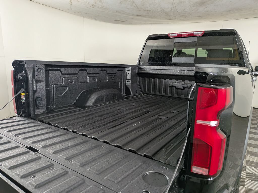 New 2026 Chevrolet Silverado 2500 High Country w/ High Country Premium Package AWD/4WD image 9
