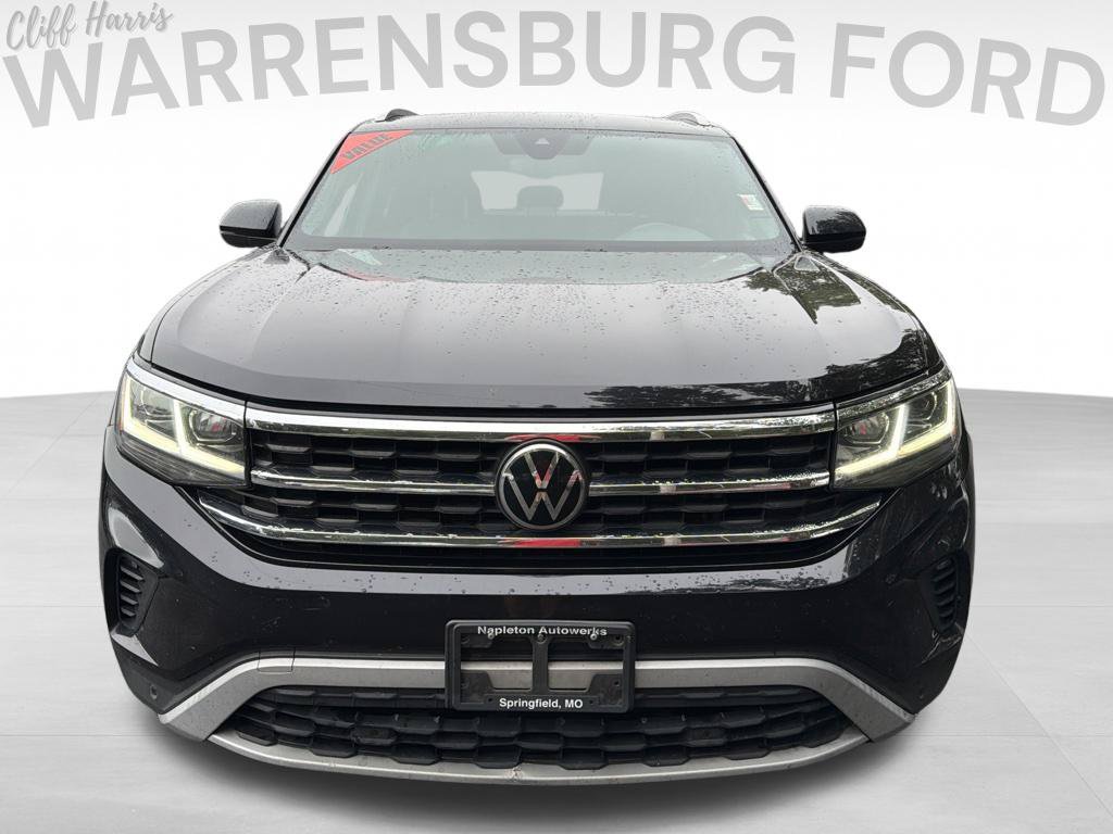 Used 2020 Volkswagen Atlas Cross Sport SEL AWD/4WD image 2