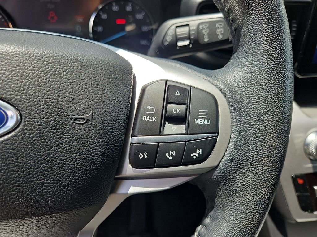 Used 2022 Ford Explorer XLT image 20