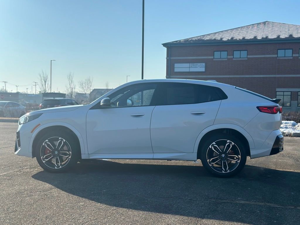 New 2026 BMW X2 xDrive28i w/ Technology Package image 4