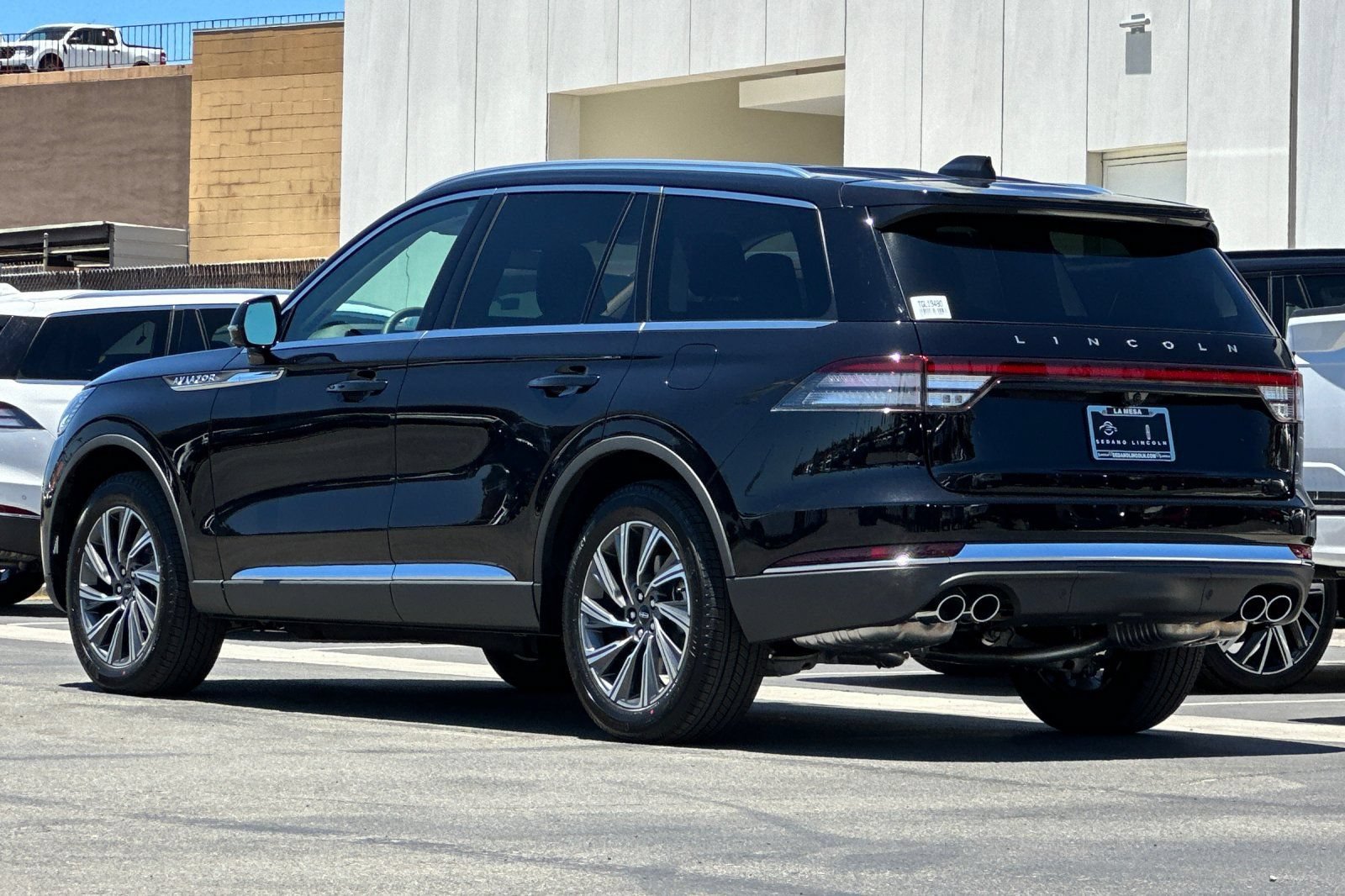 New 2026 Lincoln Aviator AWD image 5