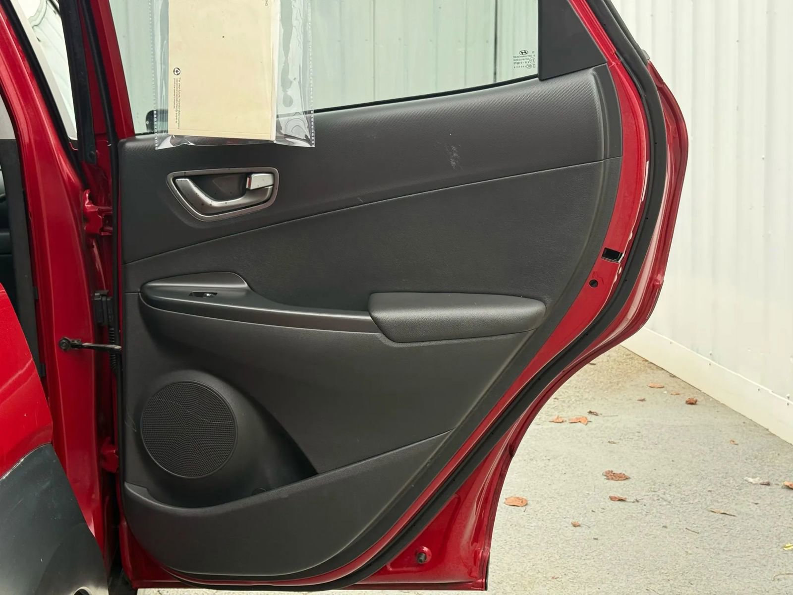 Used 2021 Hyundai Kona Limited w/ Cargo Package image 17