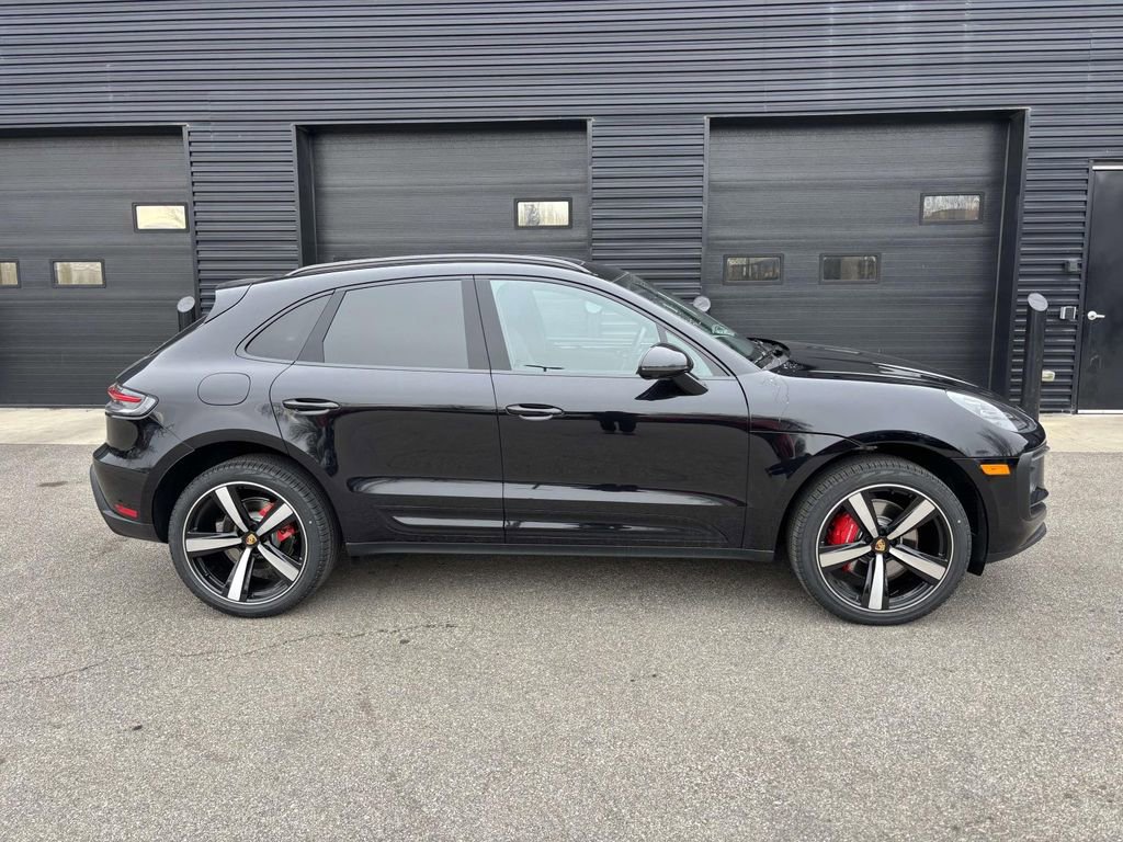New 2026 Porsche Macan S image 11