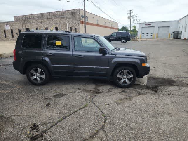 Used 2016 Jeep Patriot High Altitude FWD image 8