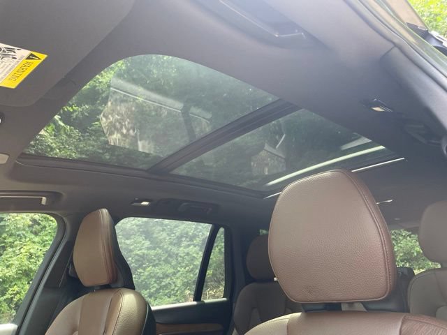 Certified 2024 Volvo XC90 B5 Plus AWD/4WD image 26