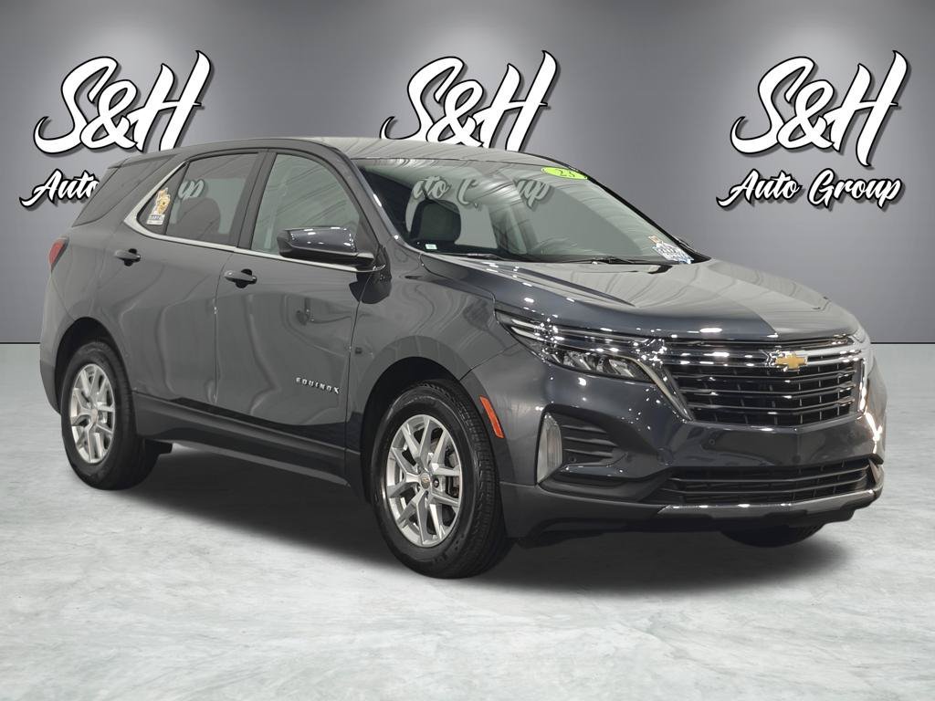 Used 2023 Chevrolet Equinox LT FWD image 2