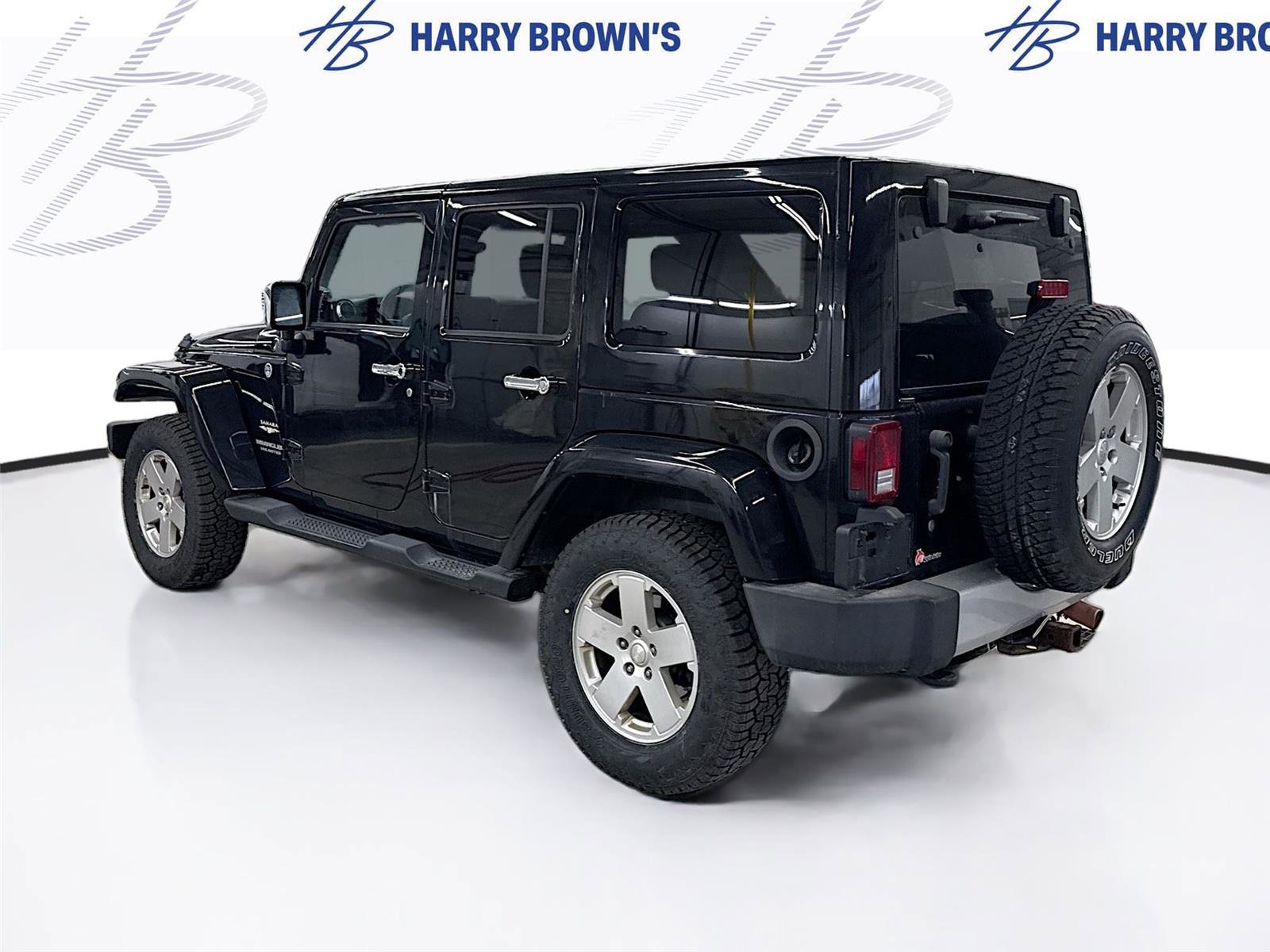 Used 2012 Jeep Wrangler Unlimited Sahara w/ Connectivity Group image 2