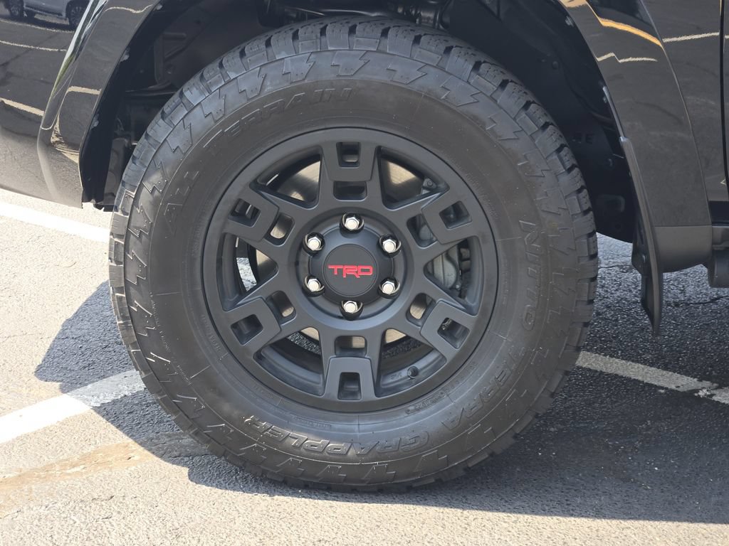 Used 2024 Toyota 4Runner TRD Off-Road Premium w/ Moonroof Package AWD/4WD image 13