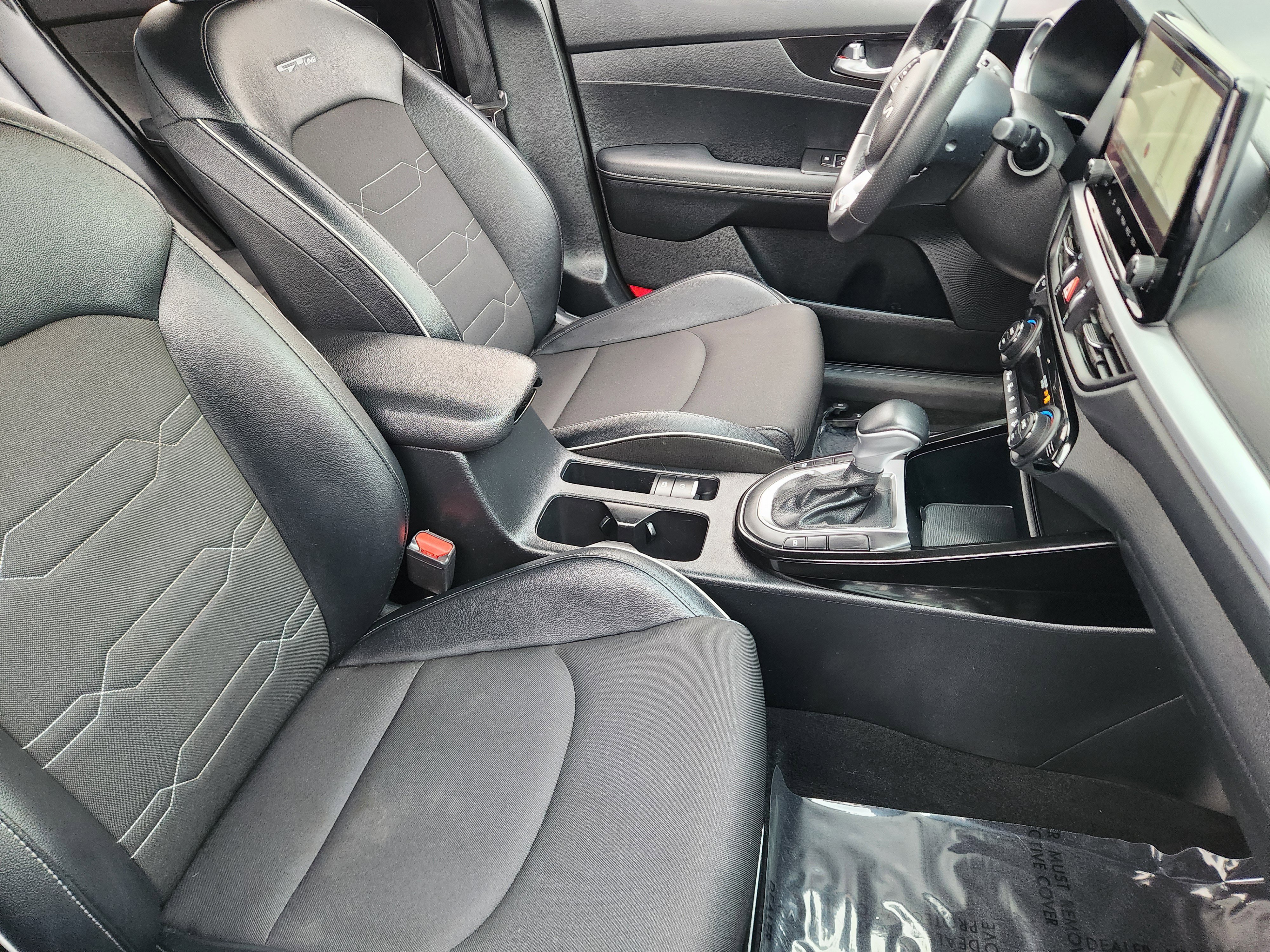 Used 2024 Kia Forte GT-Line FWD image 8