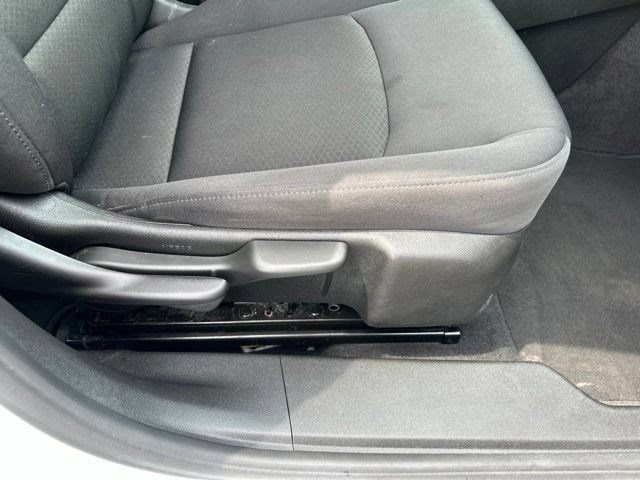Used 2022 Chevrolet Malibu LT FWD image 43