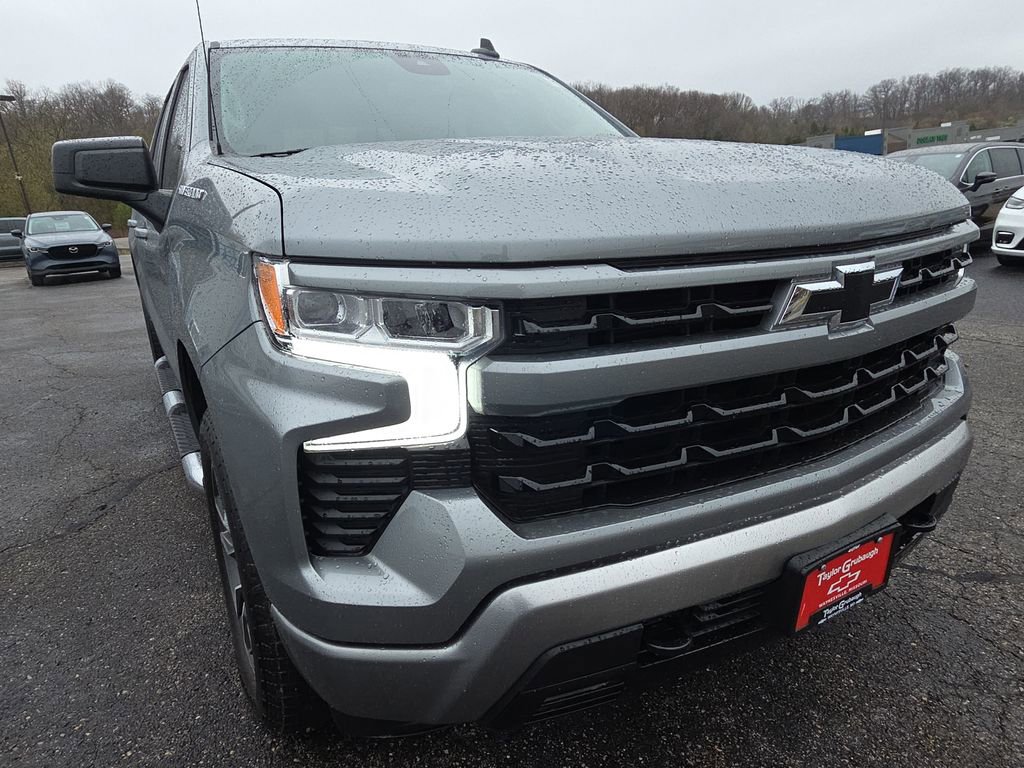Used 2024 Chevrolet Silverado 1500 RST w/ Convenience Package II image 12
