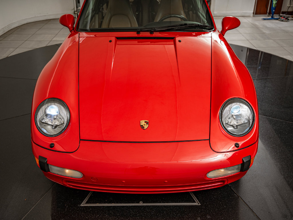Used 1995 Porsche 911 Carrera RWD image 20