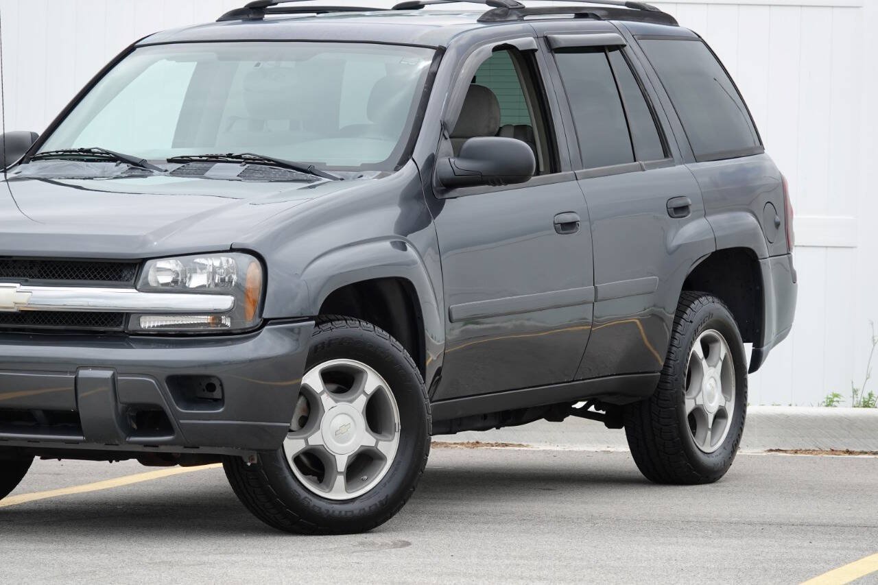 Used 2007 Chevrolet TrailBlazer LS w/ LS Preferred Equipment Group AWD/4WD image 7