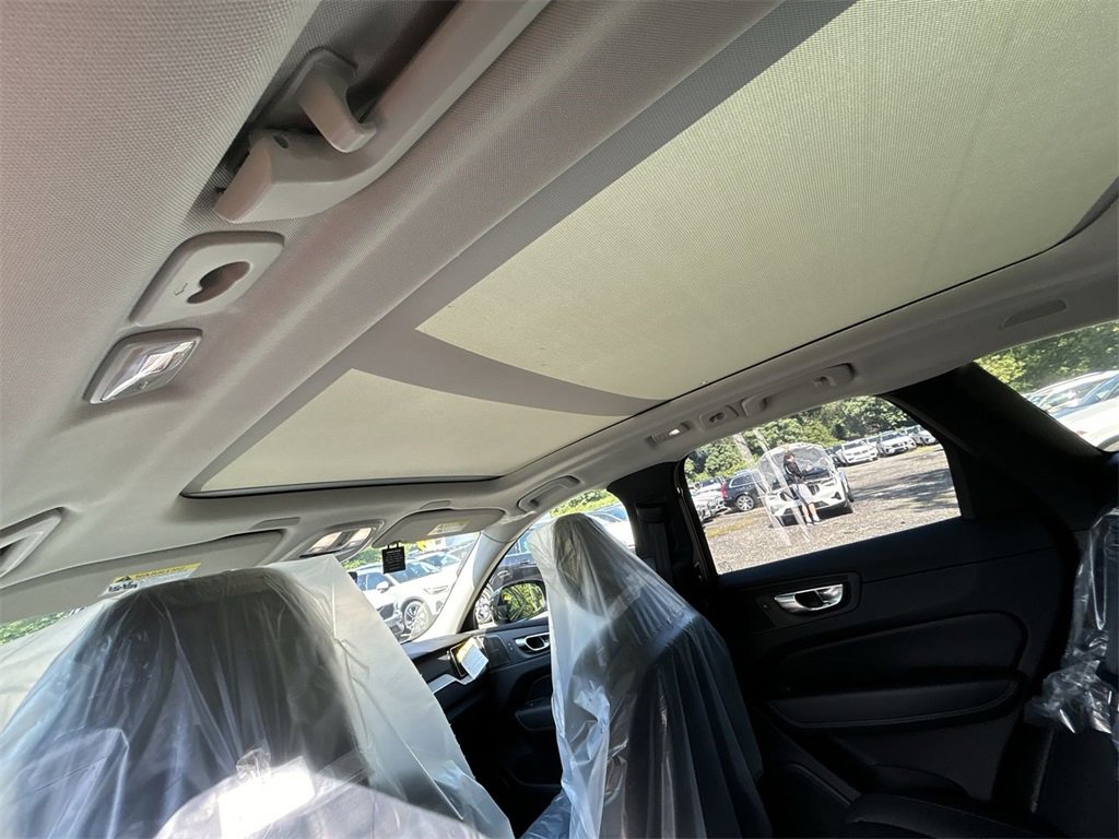 New 2025 Volvo XC60 T8 Plus w/ Protection Package Premier image 14