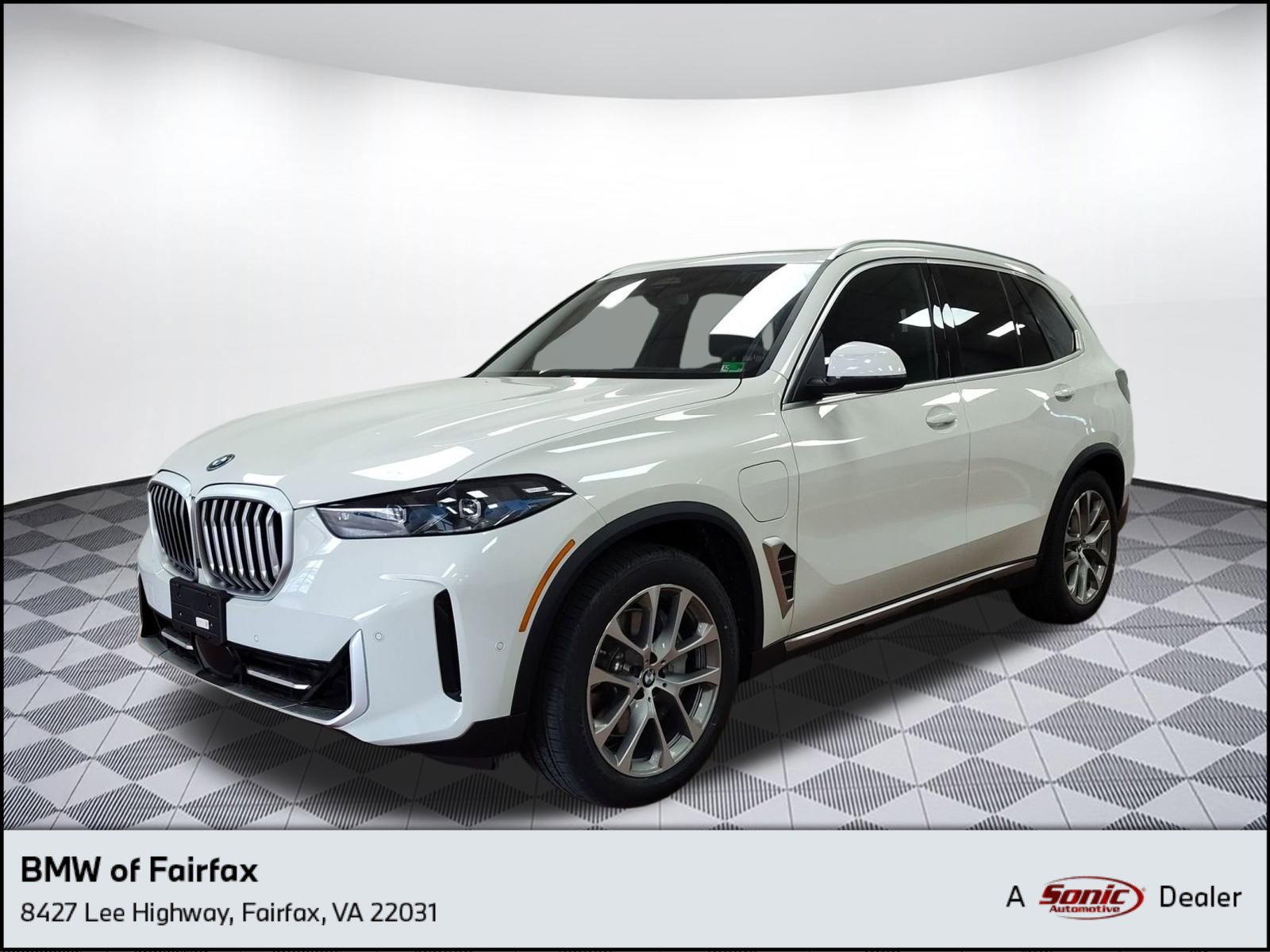 New 2026 BMW X5 xDrive50e w/ Climate Comfort Package