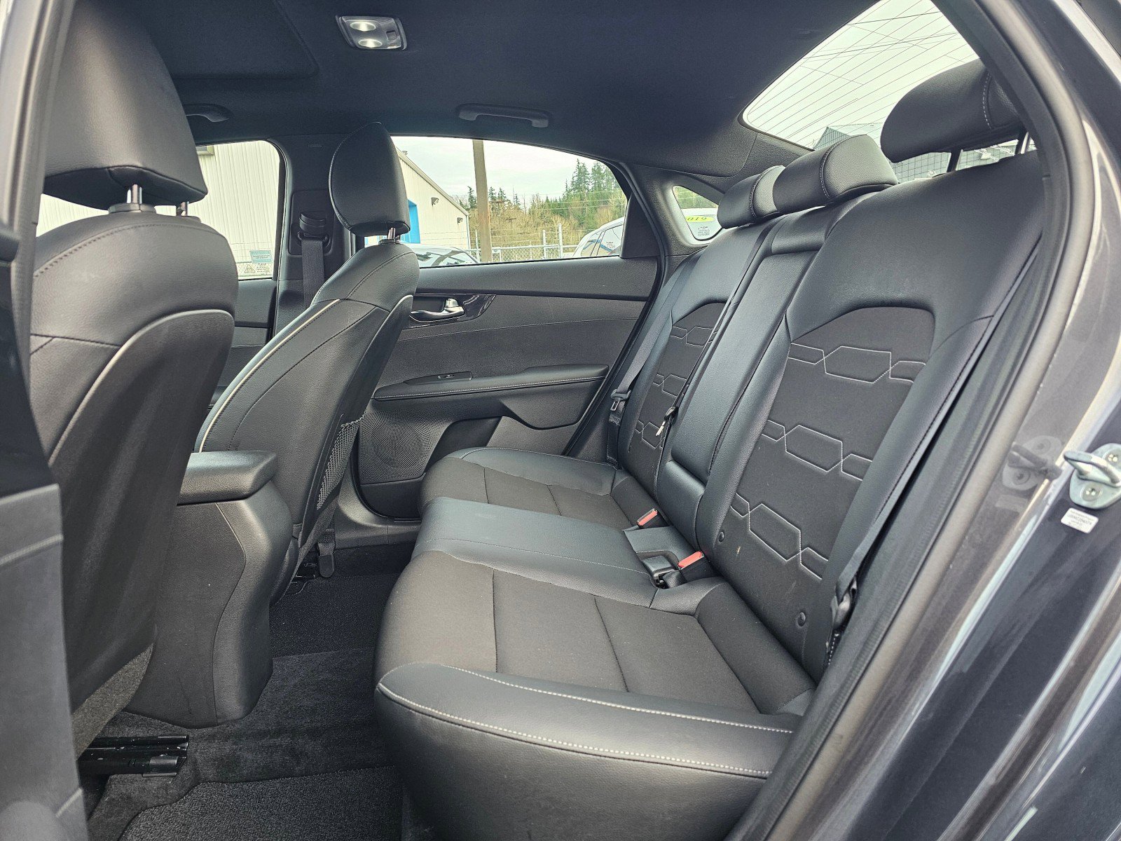 Used 2022 Kia Forte GT-Line w/ GT-Line Premium Package image 17