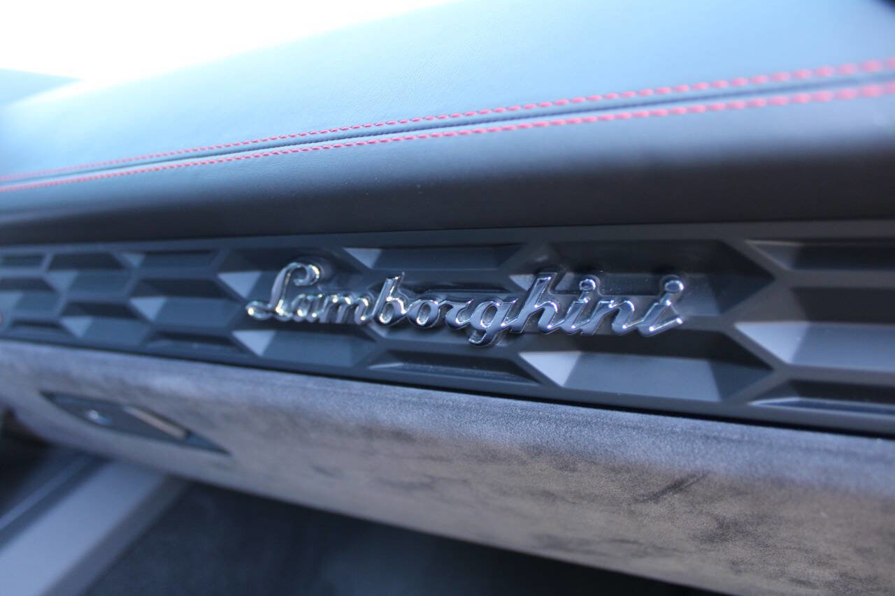 Used 2015 Lamborghini Huracan LP 610-4 image 26
