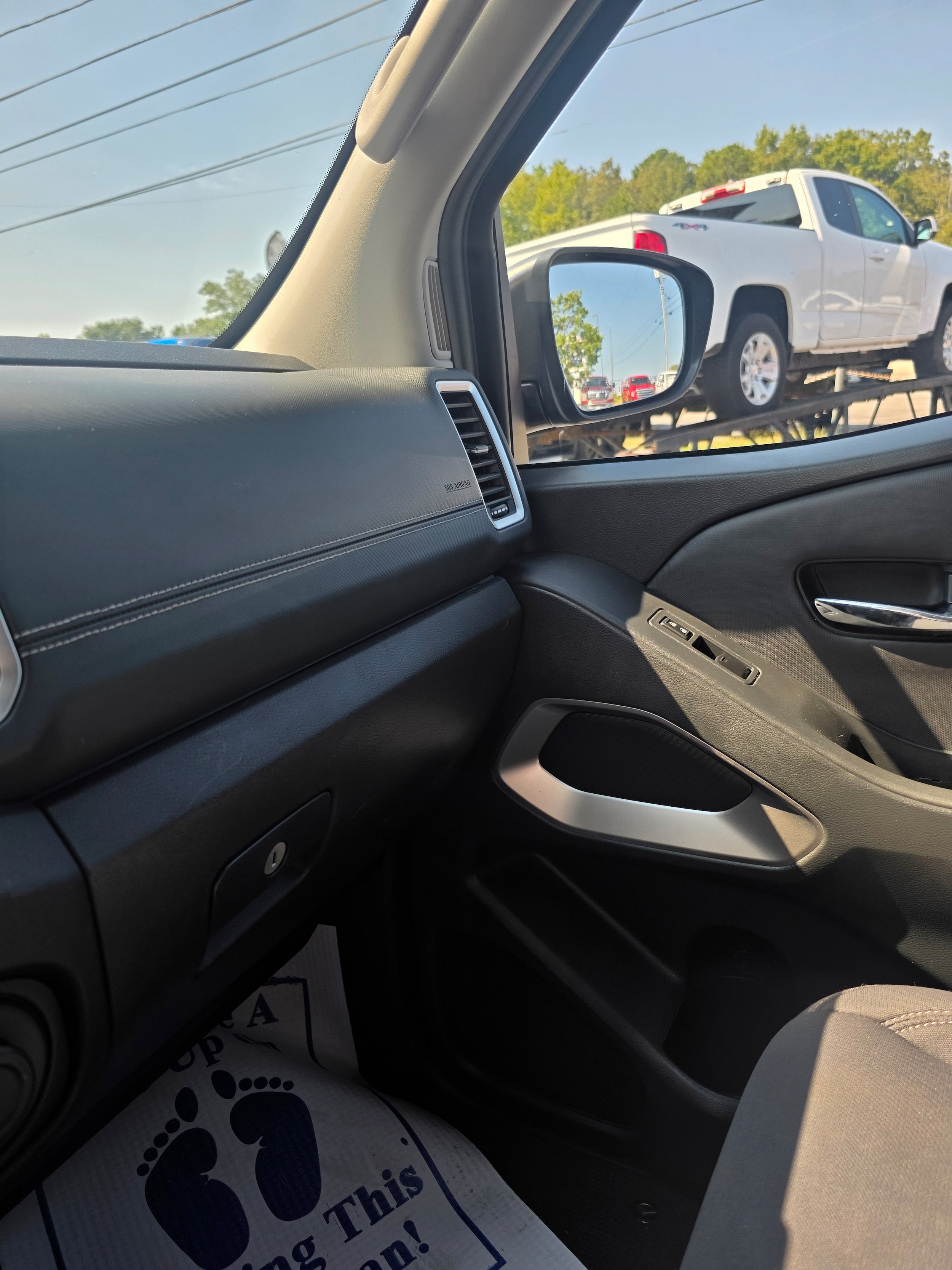 Used 2023 Nissan Frontier SV w/ Technology Package AWD/4WD image 15