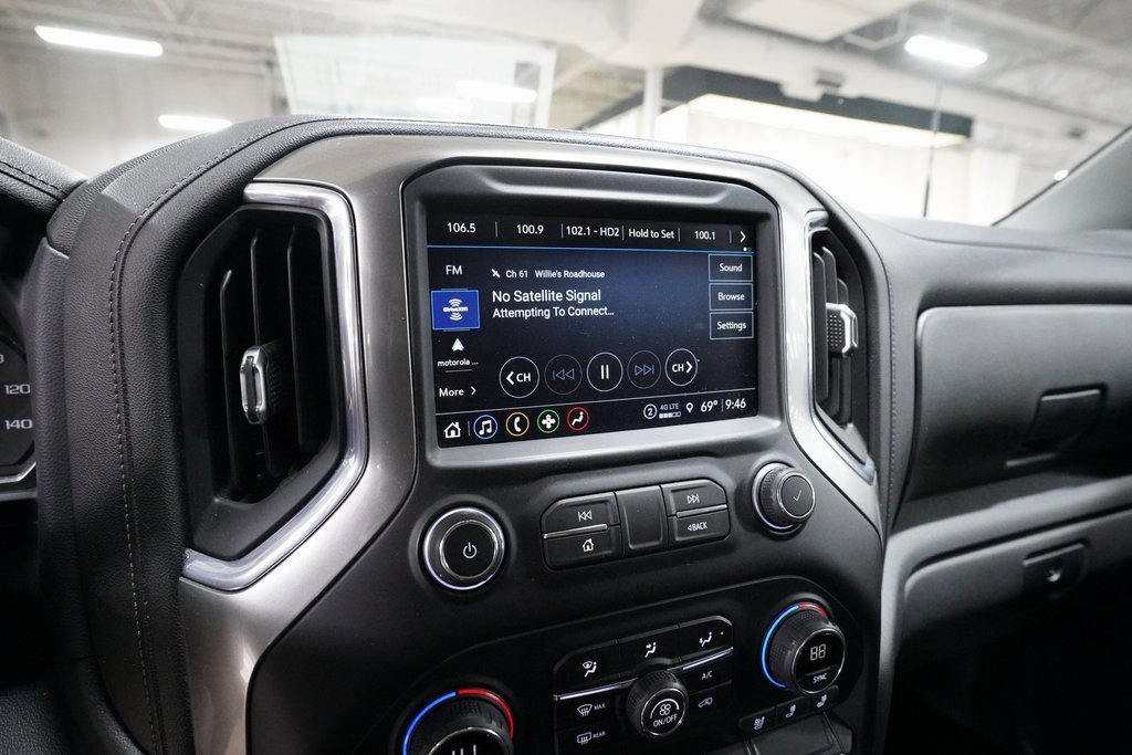 Used 2021 Chevrolet Silverado 2500 LTZ w/ LTZ Convenience Package image 6