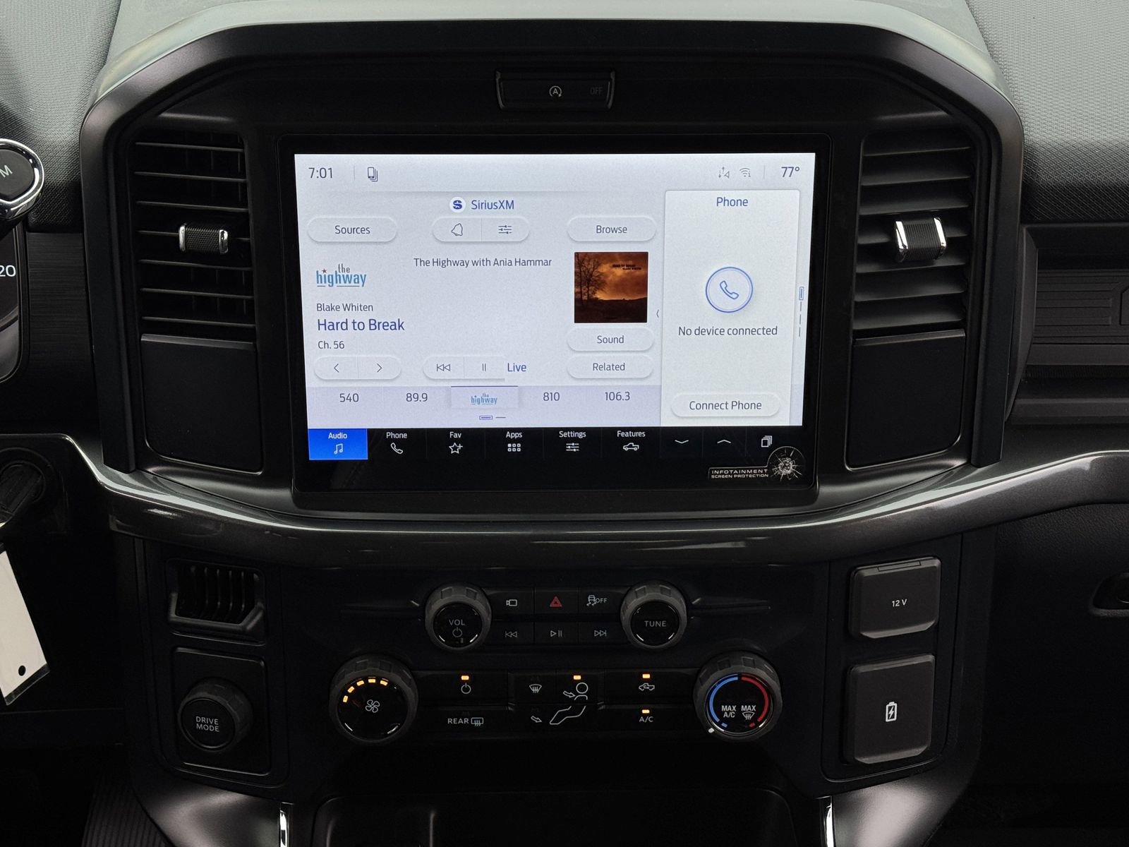 Used 2015 Ford F150 Lariat RWD image 14