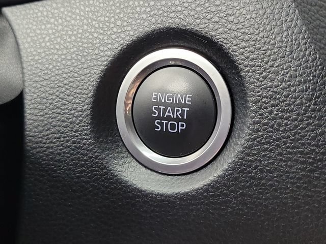 Used 2022 Toyota Corolla XSE FWD image 30