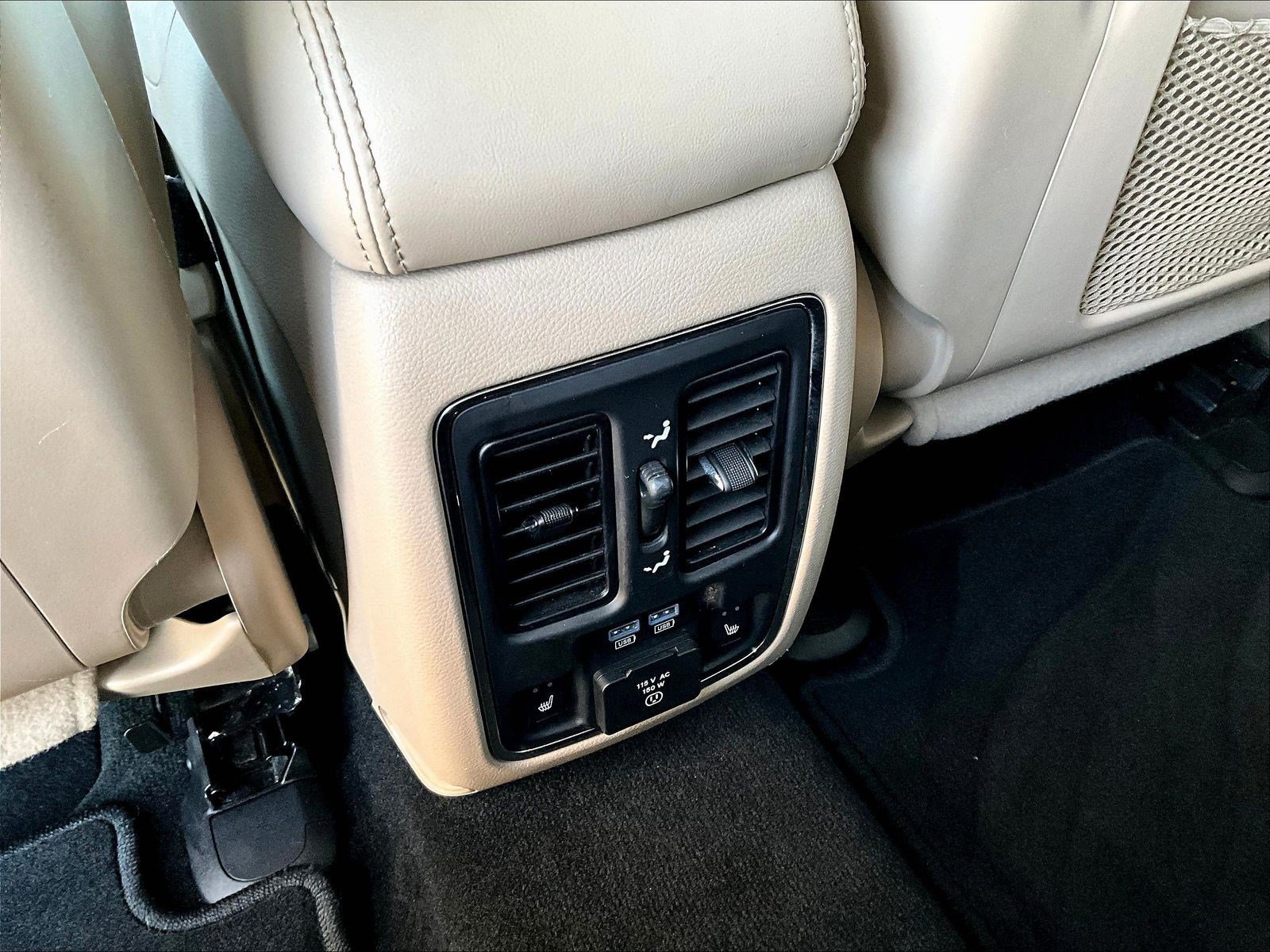 Used 2014 Jeep Grand Cherokee Limited w/ Luxury Group II AWD/4WD image 10