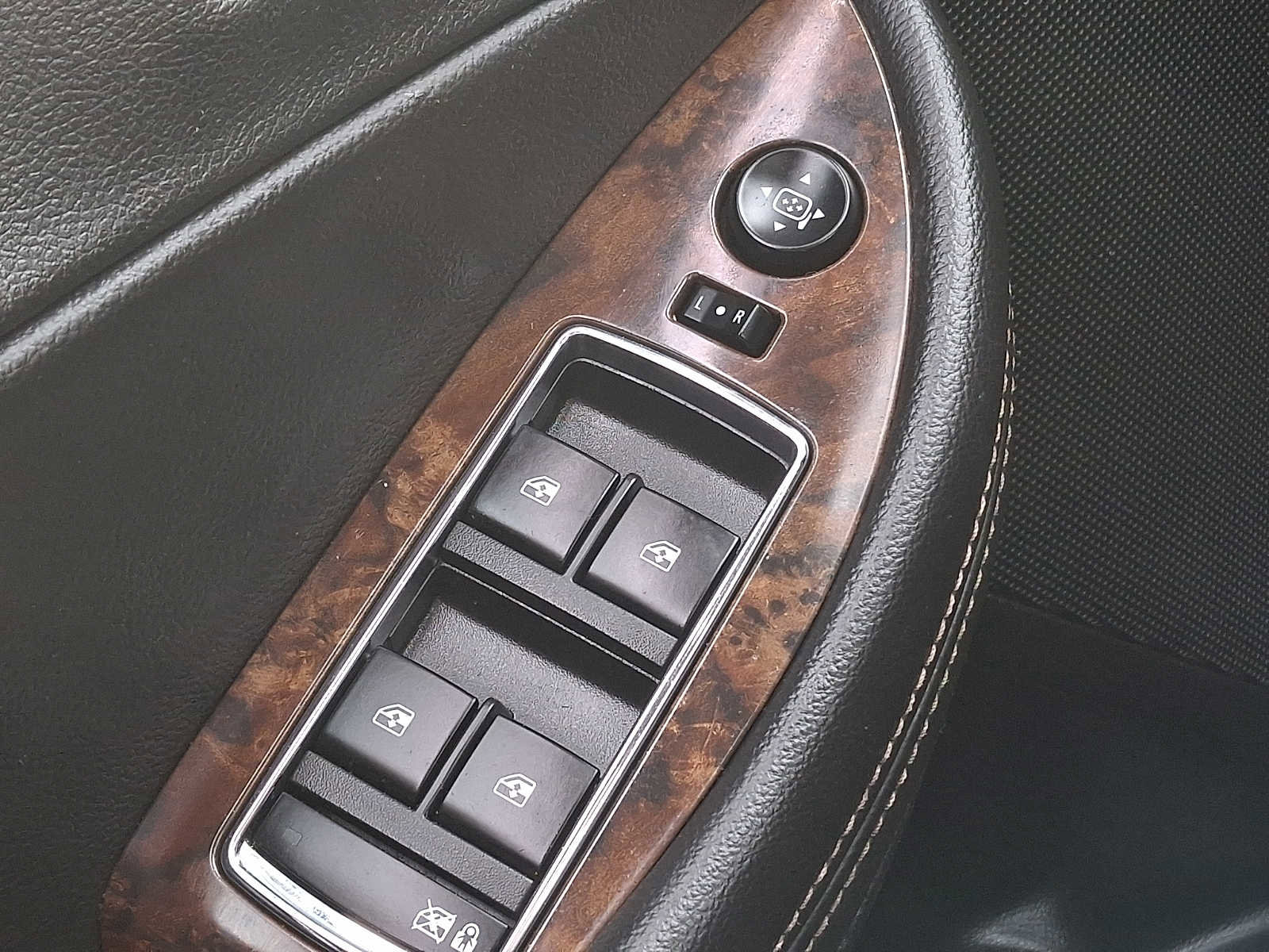 Used 2014 Chevrolet Impala LT w/ Premium Seating Package image 25